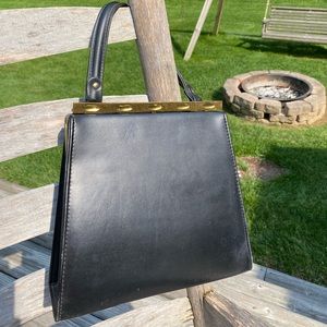 Elegant Black Shoulder Bag